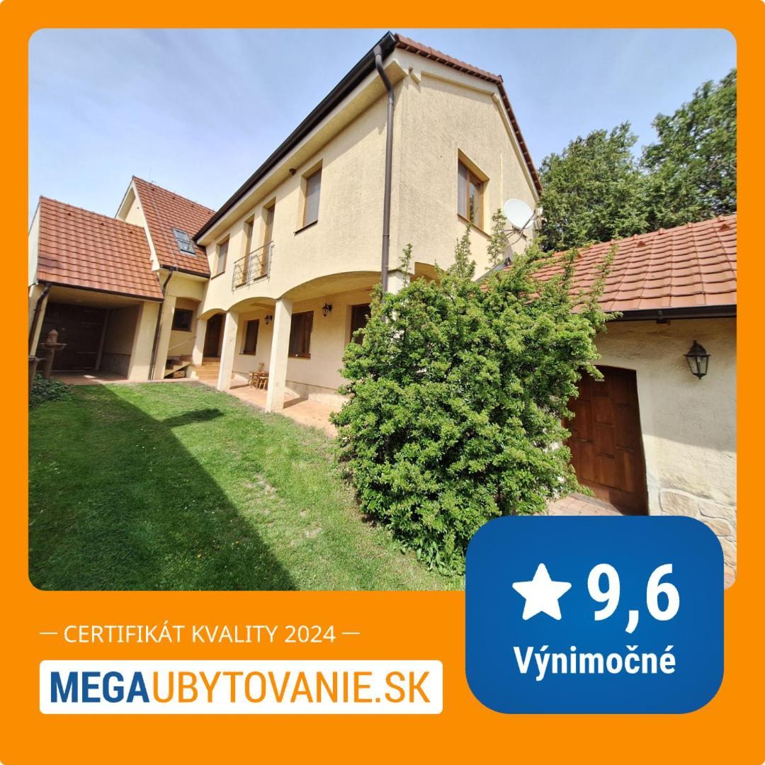Penzion Villa Agnes Smolenice Dış mekan fotoğraf